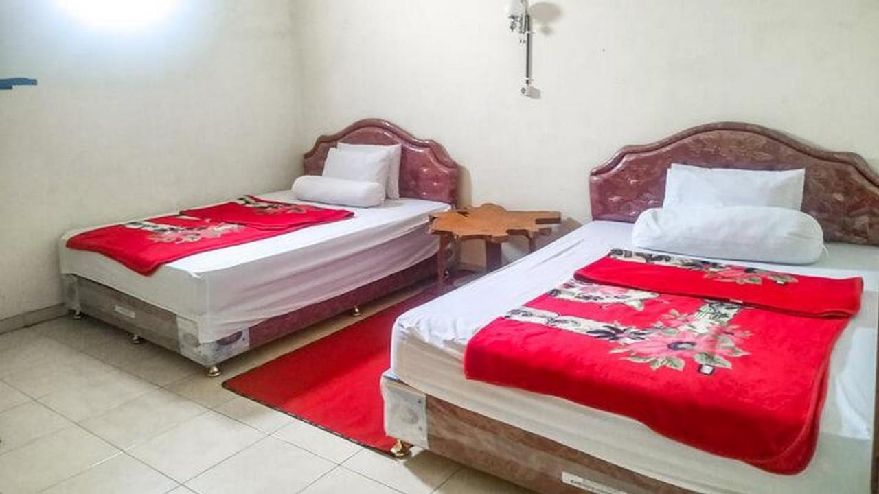 Villa Al Barokah Syariah Family Mitra Reddoorz Near Sarangan Lake Buitenkant foto